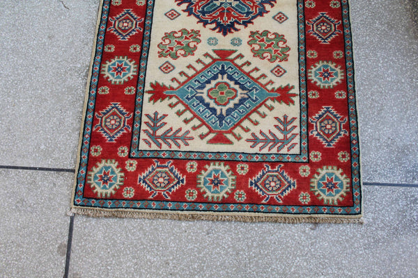 D3305 - Fine Kazak