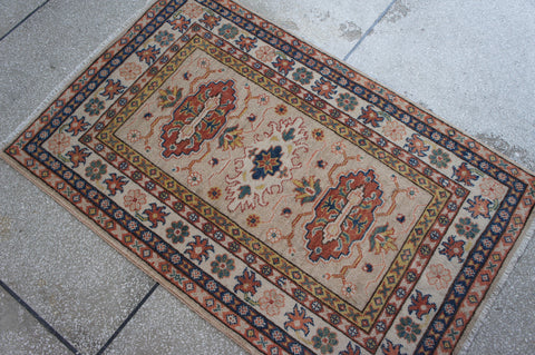 Fine Kazak - D2858